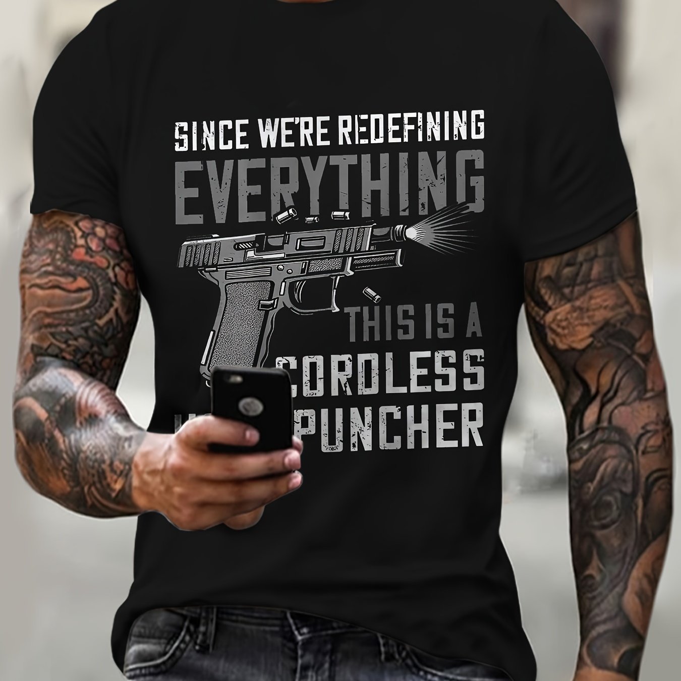 Large Men's Gun And Letter Graphic Printed T-shirt
