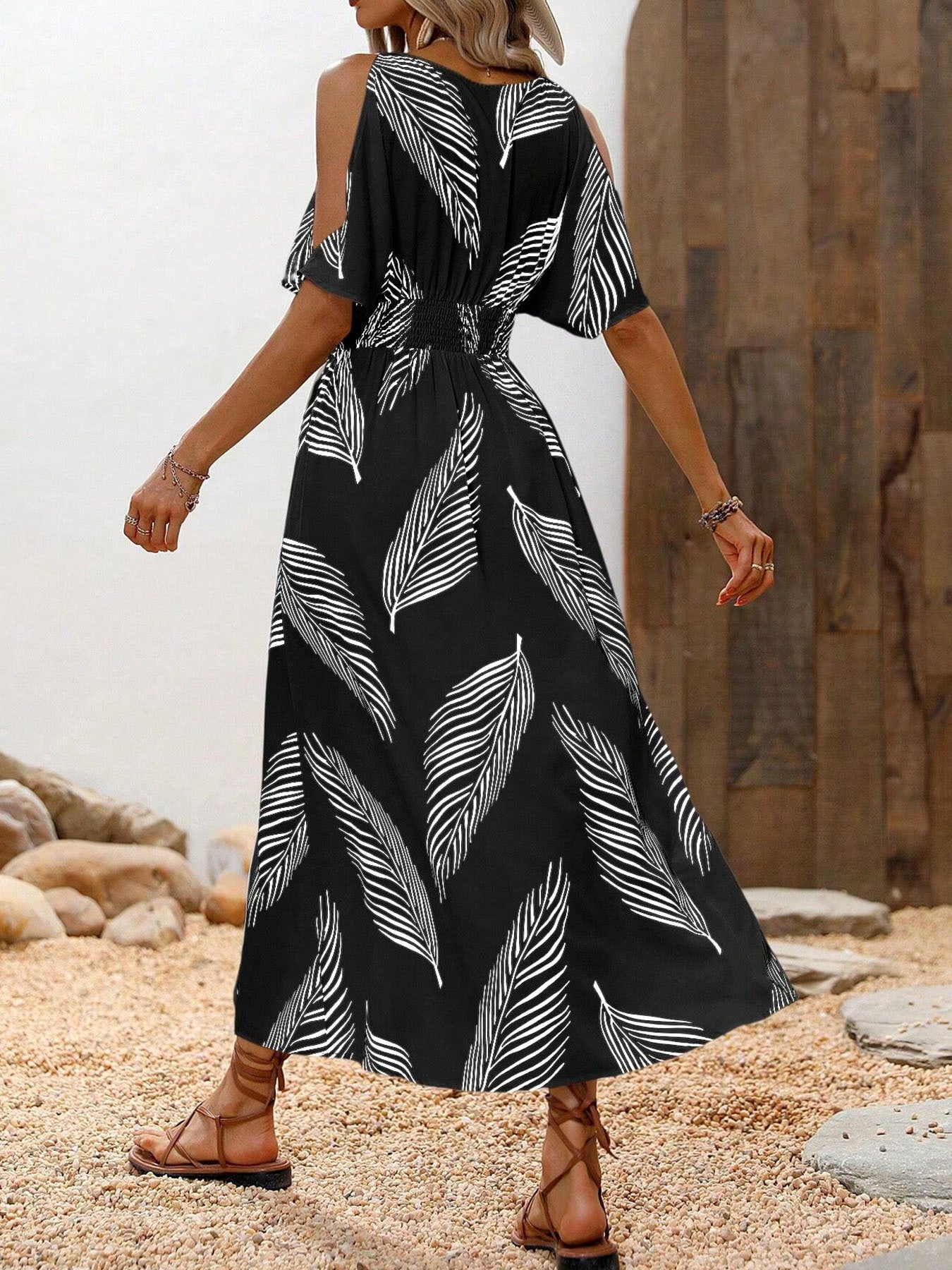 Women's Summer Cross V-neck Printed Off Shoulder Dress Elegant