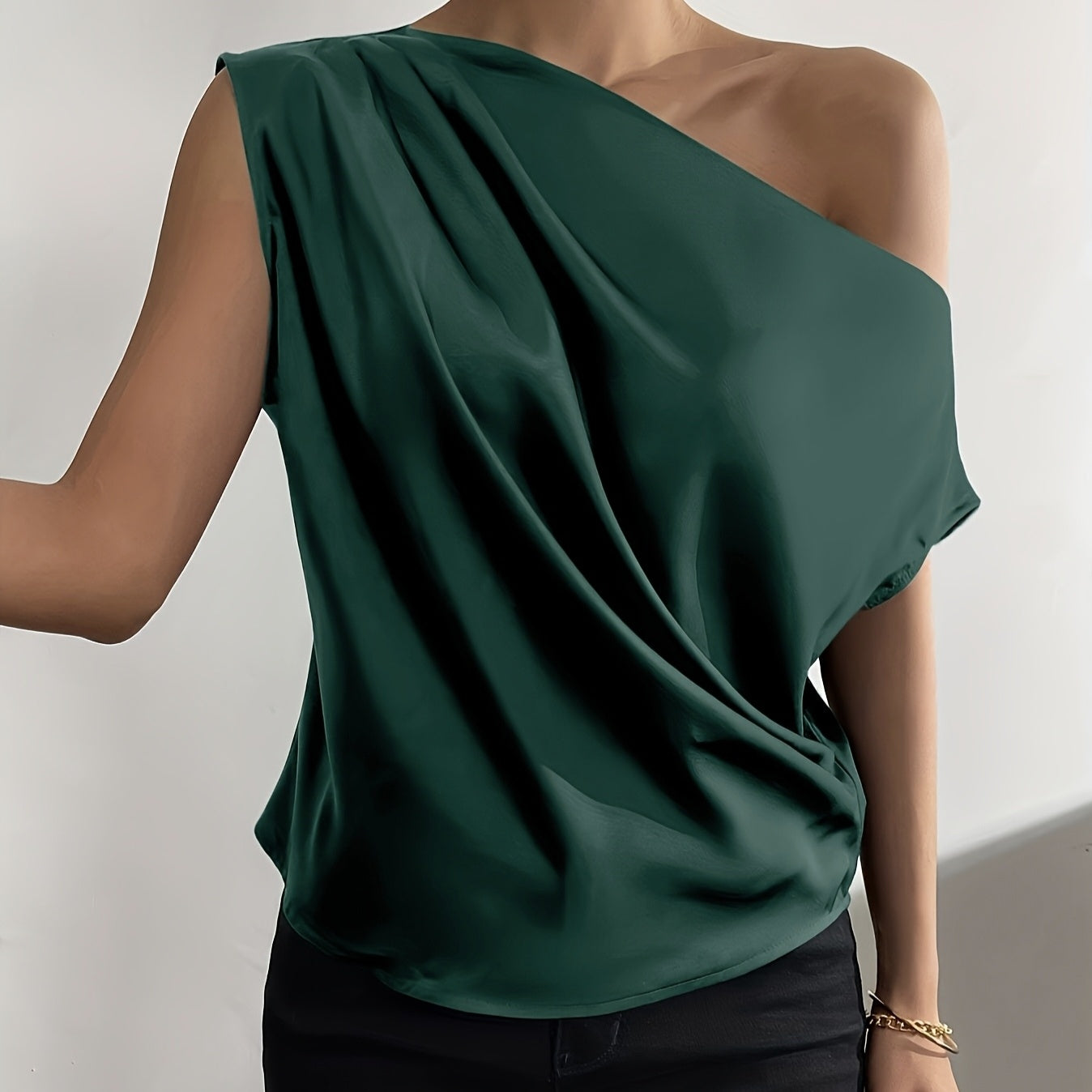 Ladies' Solid Color Asymmetrical Collar Pleated Elegant Casual Sloping Shoulder Top